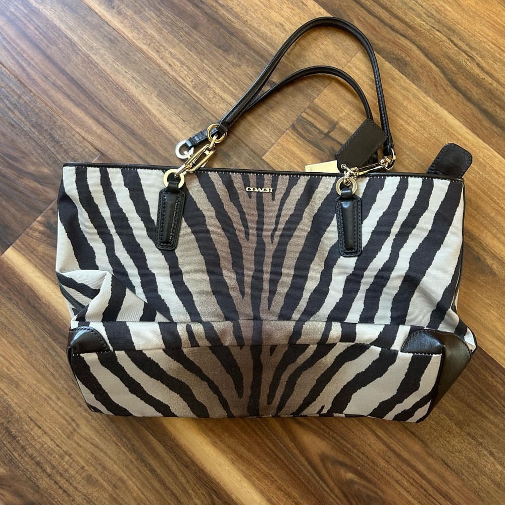 COACH
Women's Madison Eastwest Tote in Zebra Print Fabric